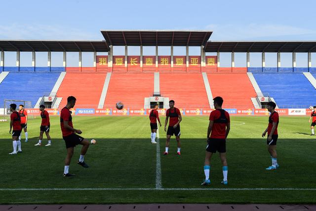 琼斯31+7+12吉林逆转战胜上海 王哲林24+12