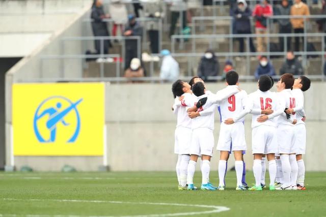 相当炸裂！44岁的小罗就要当爷爷了！